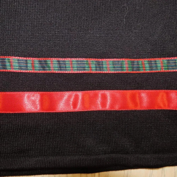 Erin Matthews Sleeveless Knit Top Sweater Christmas Ribbon Trim Size XL - Picture 6 of 6